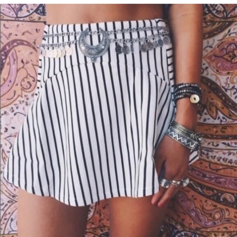 LF Rumor Boutique striped black white panel micro mini skirt skort shorts Small